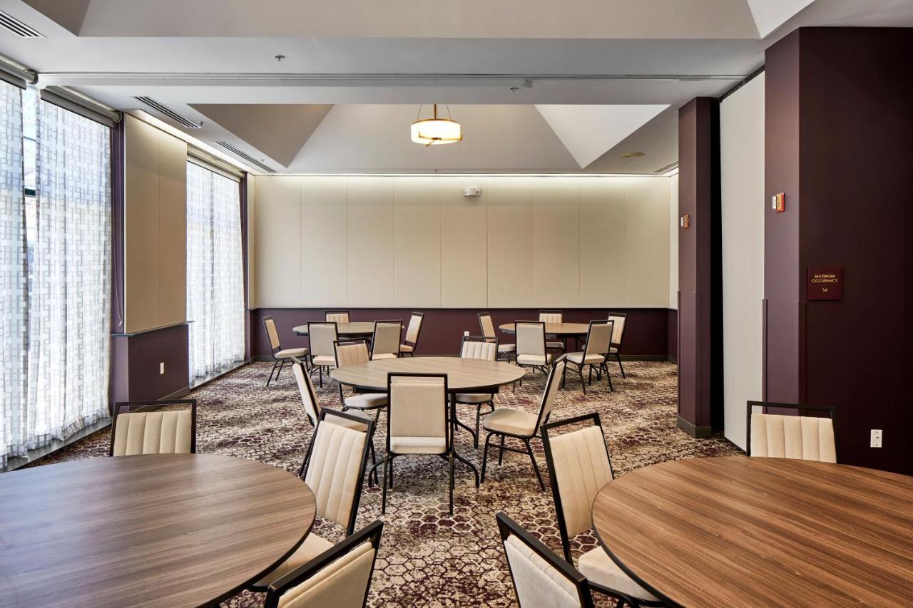 Hotel Indigo Cleveland Downtown By Ihg Exterior photo