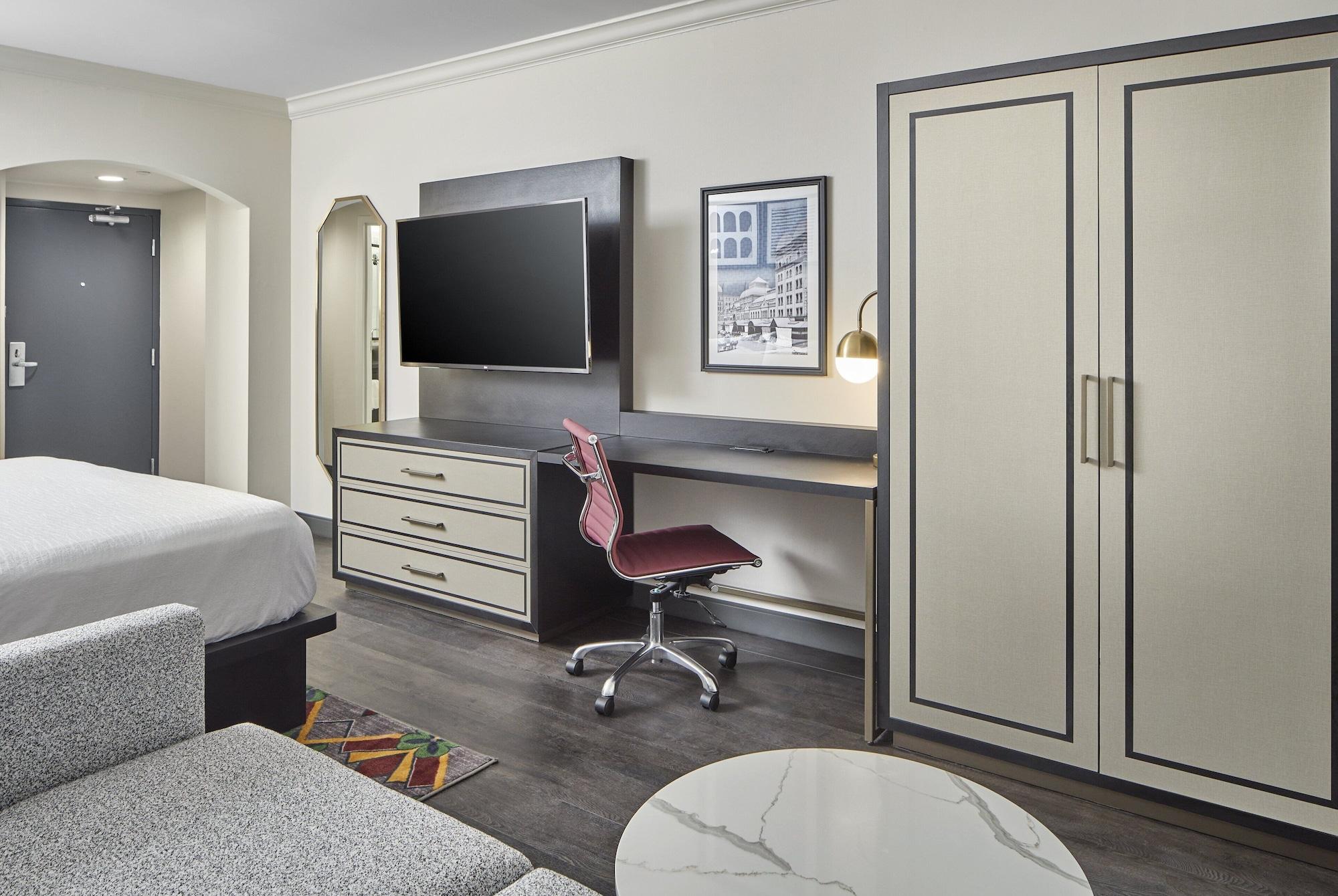 Hotel Indigo Cleveland Downtown By Ihg Exterior photo