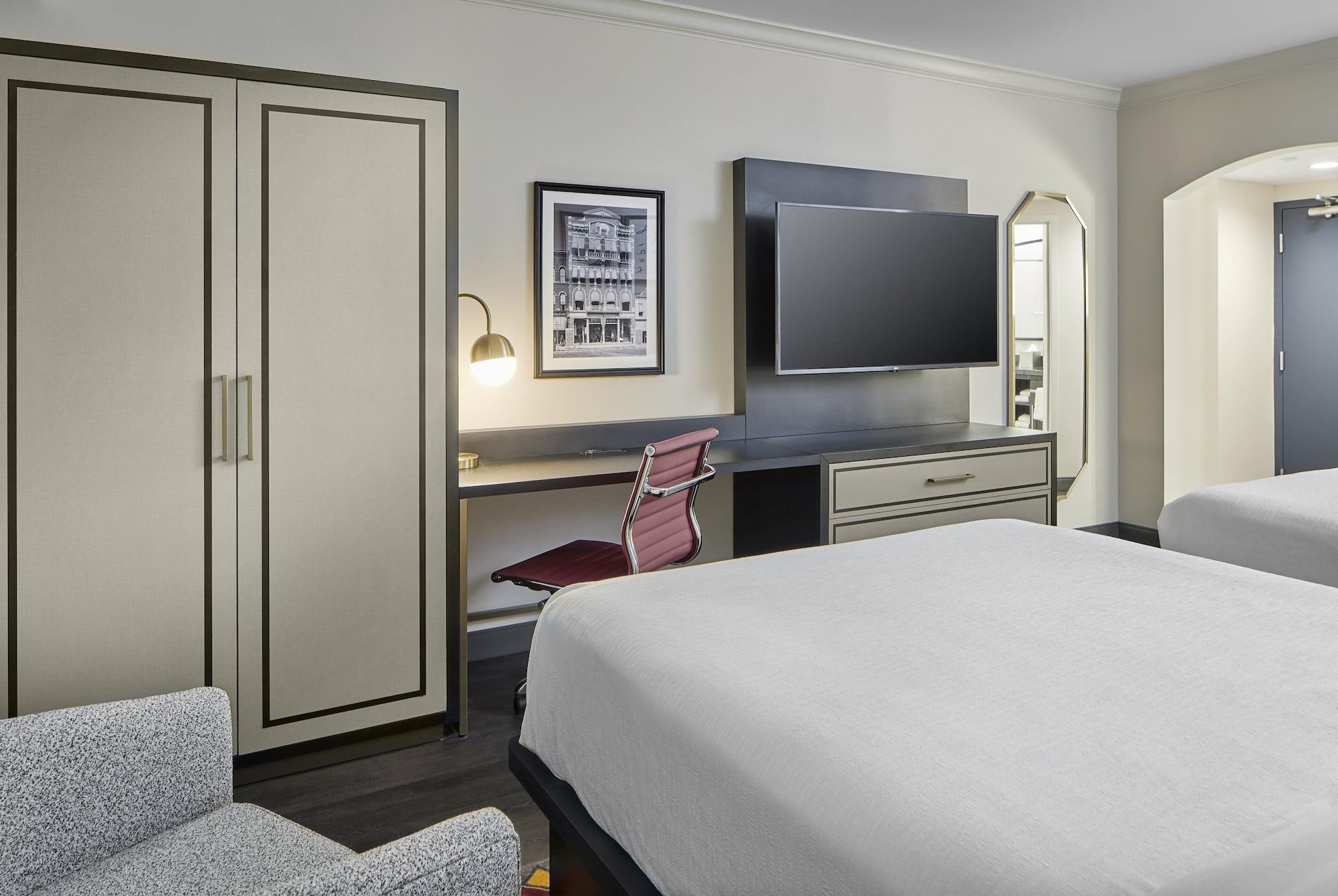 Hotel Indigo Cleveland Downtown By Ihg Exterior photo